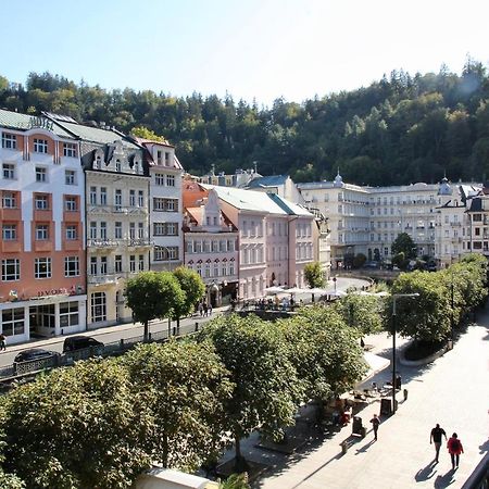 Apartman Sylva Na Stare Louce 42 Karlovy Vary Exterior photo
