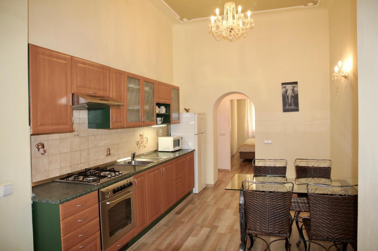 Apartman Sylva Na Stare Louce 42 Karlovy Vary Exterior photo